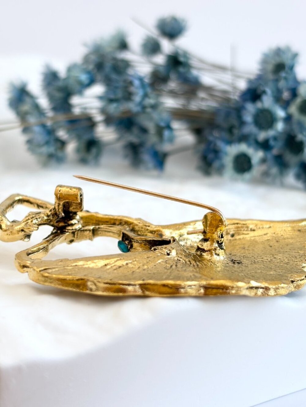 Mint Flamenco Dancer Peacock Gold Toned Textured Floral Vintage Style Brooch Pin - Picture 14 of 16